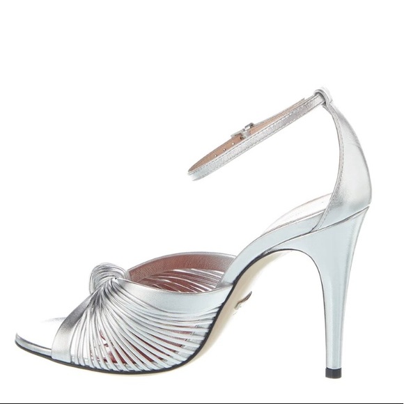 GUCCI Metallic Leather Sandals - Picture 13 of 13
